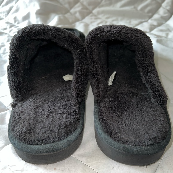 NukNuuk Leather Slippers - Picture 5 of 8